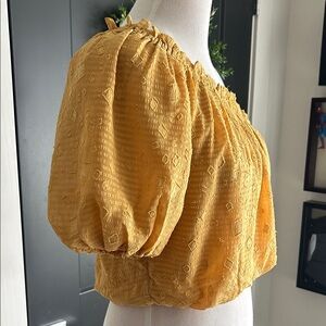 ASTR XS golden yellow one shoulder poof sleeve crop blouse Top